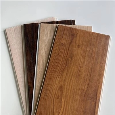 Melnie PVC griesti