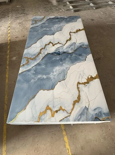 PVC marmora loksne sienai
